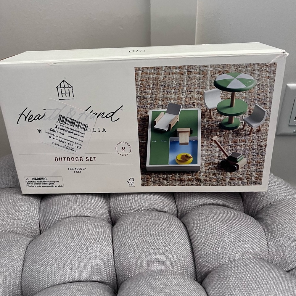 Hearth and Hand pool set